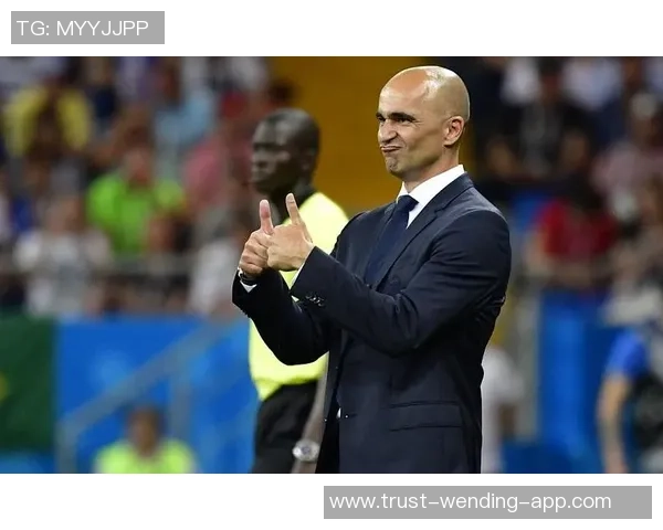 足球大师如何运用压制特性提升球队竞争力与战术执行力分析